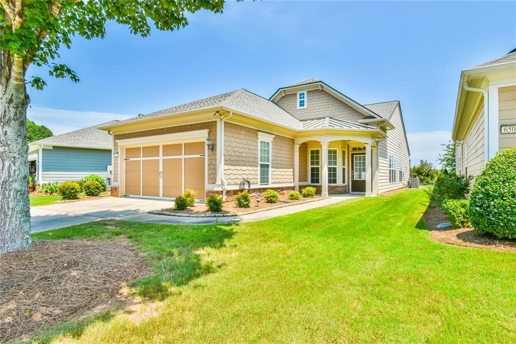 6512 Autumn Ridge Way, Hoschton, GA 30548 — most recent listing photo