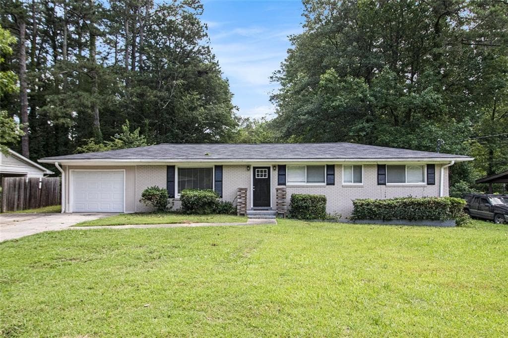 2292 COUNTRY CLUB Lane, Atlanta, GA 30311 — most recent listing photo