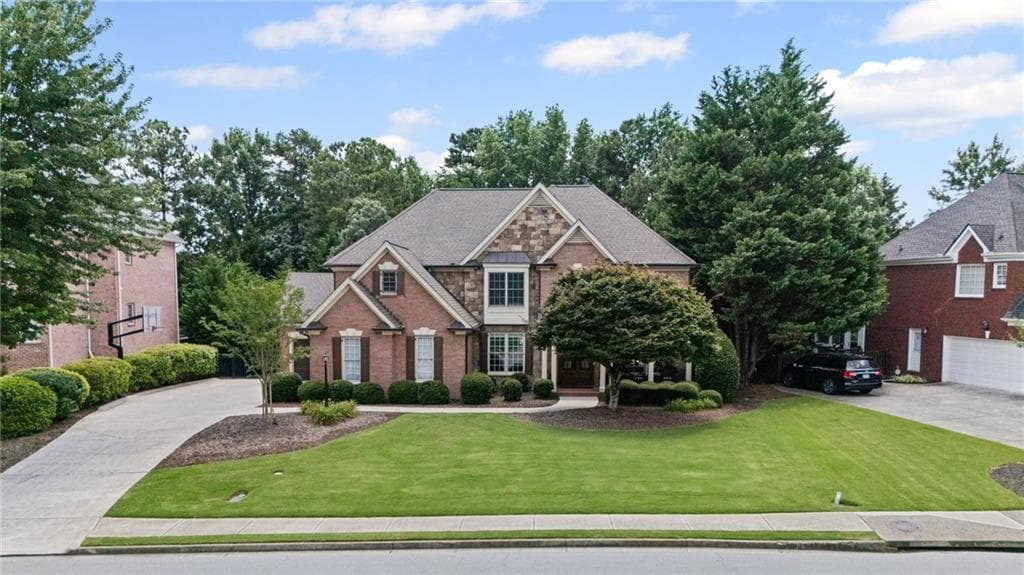 6 bedroom, 5 bathroom, 4,944 sq ft single family residence sold at 3560 Greenside Court, Dacula, GA 30019