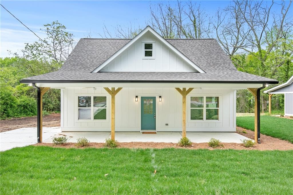 5224 W Mountain Street, Stone Mountain, GA 30083 — most recent listing photo