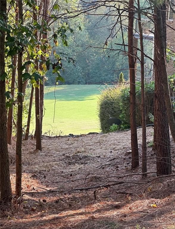 single family residence sold at 960 Chivencester Court, Suwanee, GA 30024