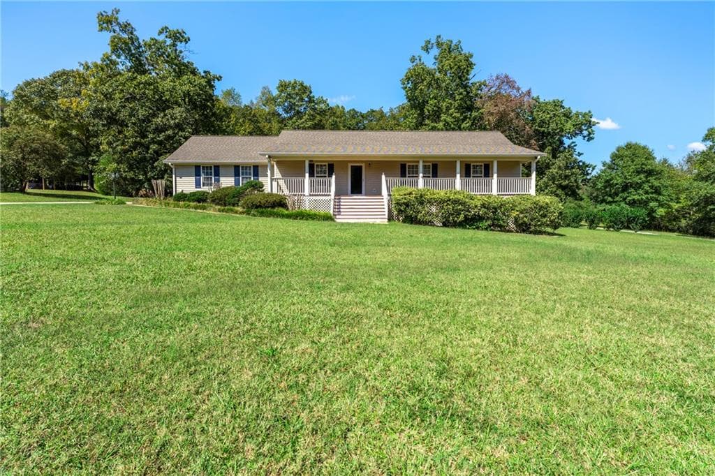 3975 Tommy Lee Cook Road, Newnan, GA 30263 — most recent listing photo