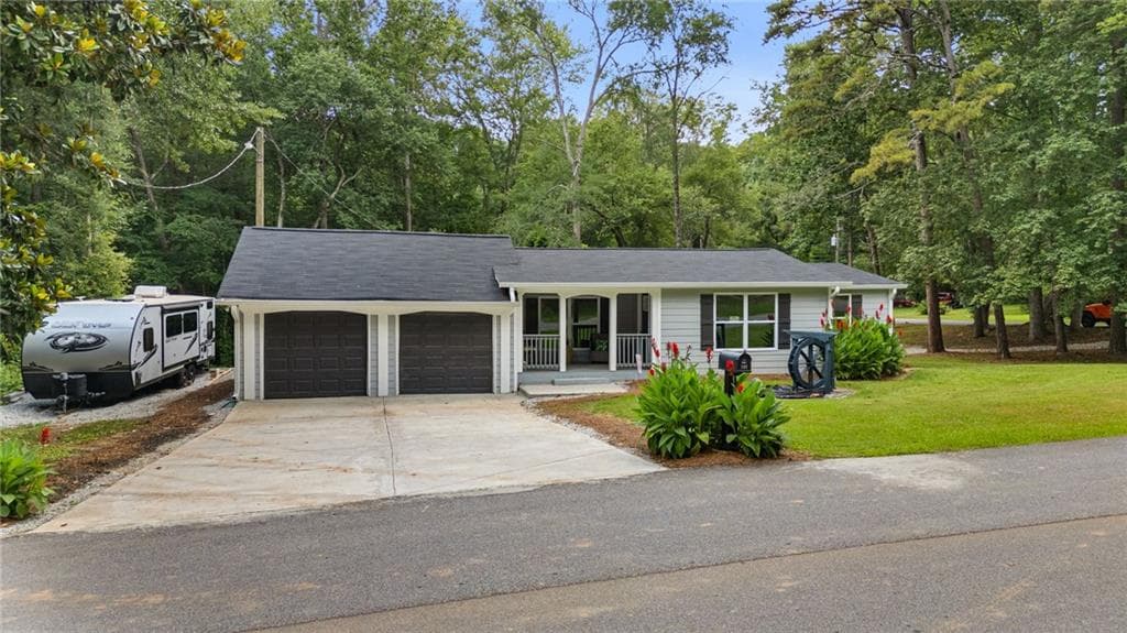 192 Hoke Street, Maysville, GA 30558 — most recent listing photo