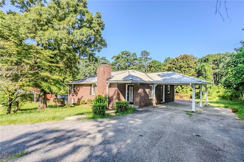 3305 Lakeland Road, Gainesville, GA 30506 — most recent listing photo