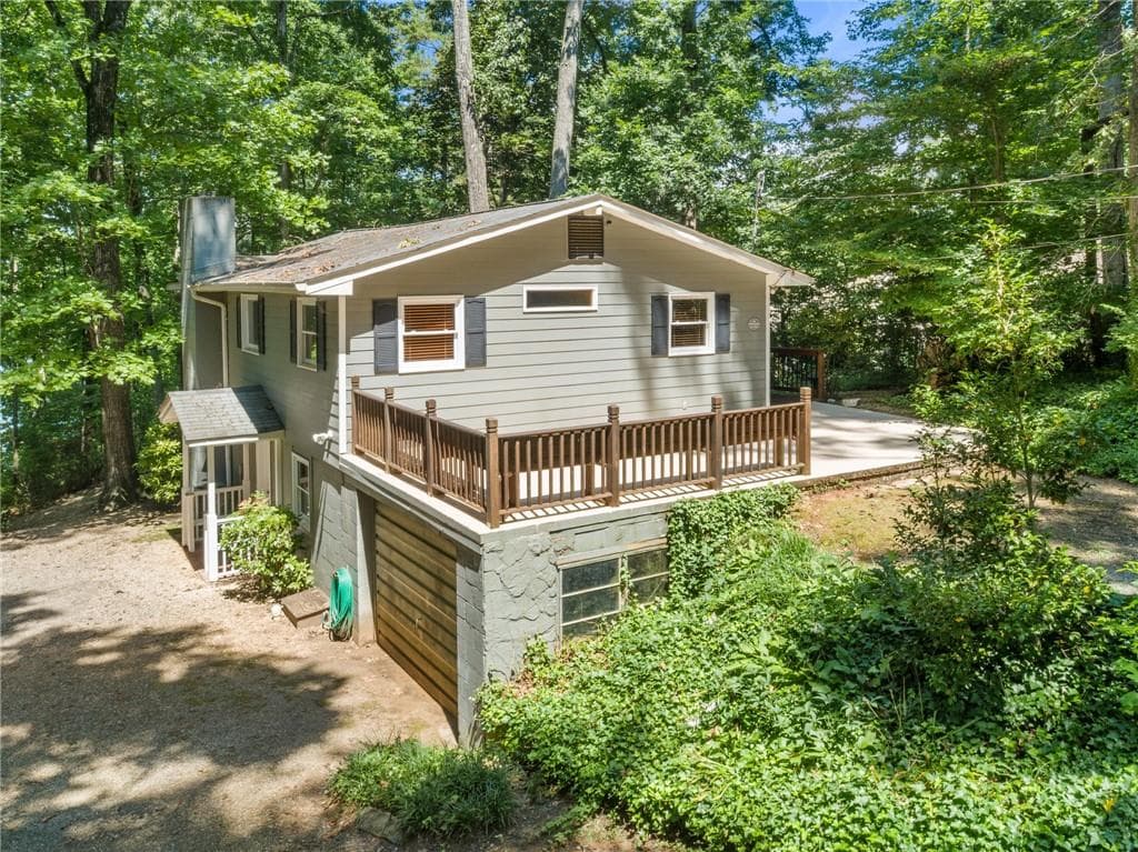 8425 Lynn Drive, Gainesville, GA 30506 — most recent listing photo