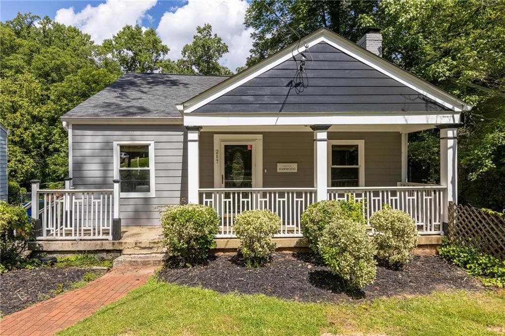 2 bedroom, 1 bathroom, 1,355 sq ft single family residence sold at 217 Rockyford Road, Atlanta, GA 30317