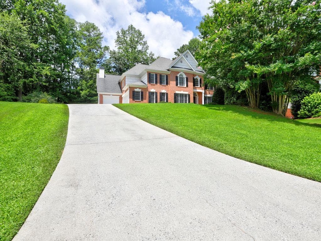 4221 Bretdale Run, Kennesaw, GA 30152 — most recent listing photo
