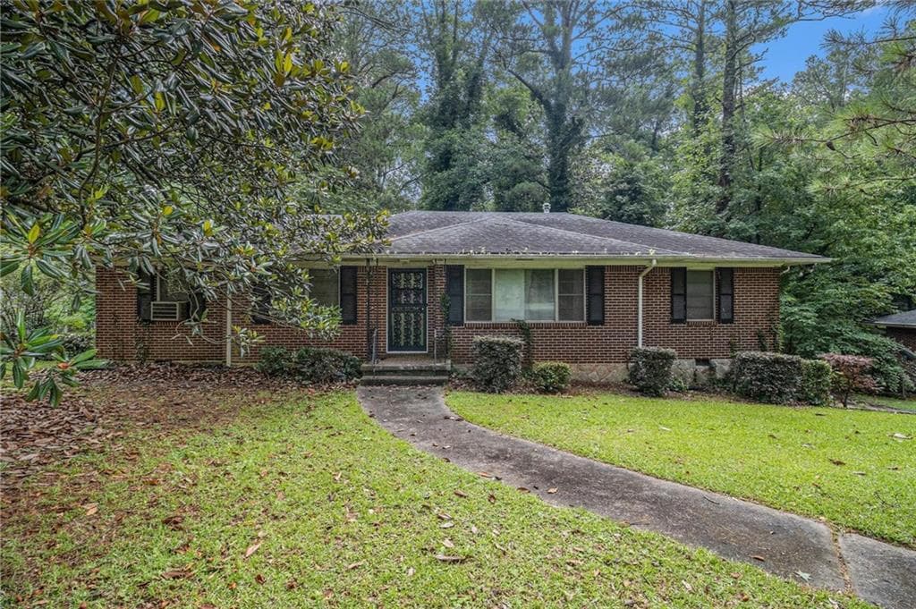 3 bedroom, 2 bathroom, 1,551 sq ft single family residence sold at 1206 Tuckawanna Drive, Atlanta, GA 30311