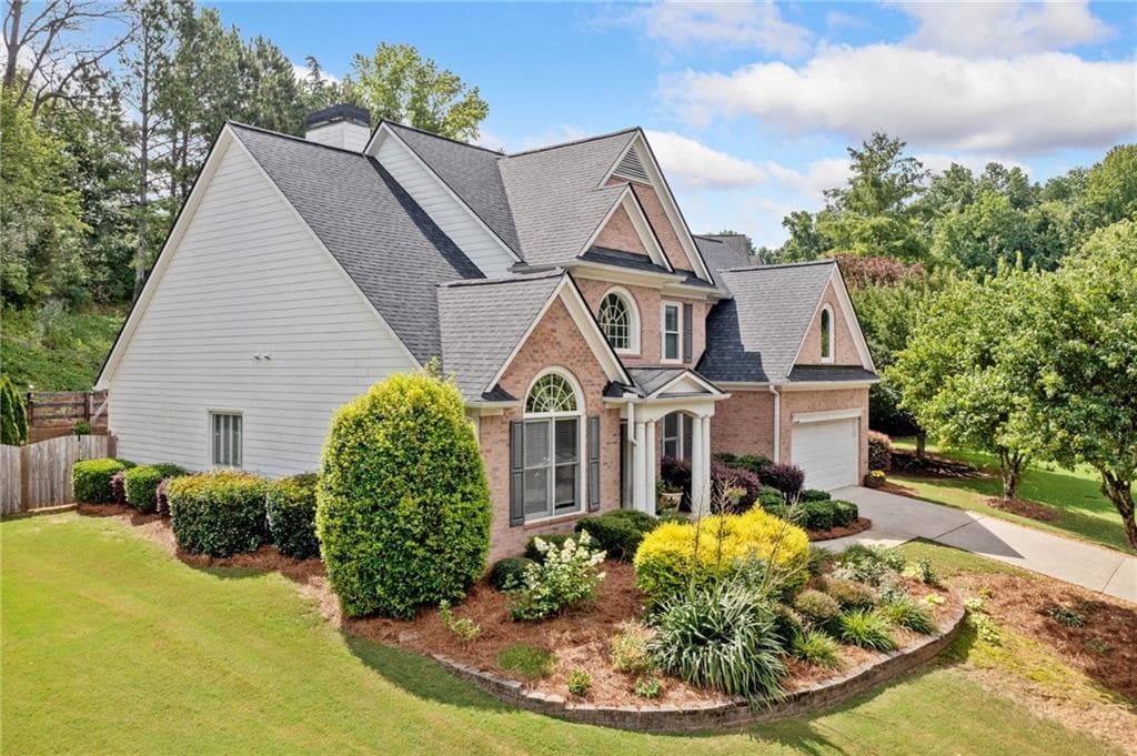 4 bedroom, 3 bathroom, 2,758 sq ft single family residence sold at 316 Berkshire Trace, Canton, GA 30115