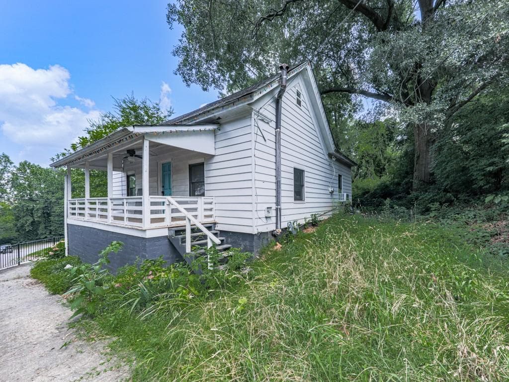 23 Riverdale Circle, Canton, GA 30114 — most recent listing photo