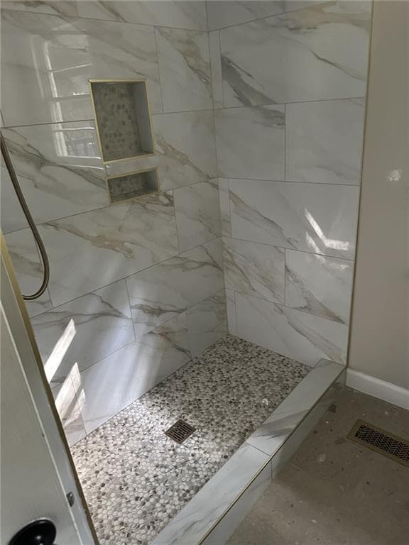 2 bedroom, 1 bathroom, 925 sq ft single family residence for sale at 394 Christopher Drive, Gainesville, GA 30501 — photo 9