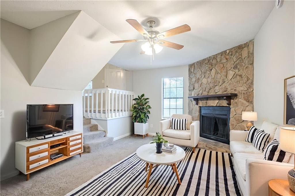 3 bedroom, 2 bathroom, 1,382 sq ft single family residence for sale at 4745 Hairston Crossing Road, Stone Mountain, GA 30083 — photo 2