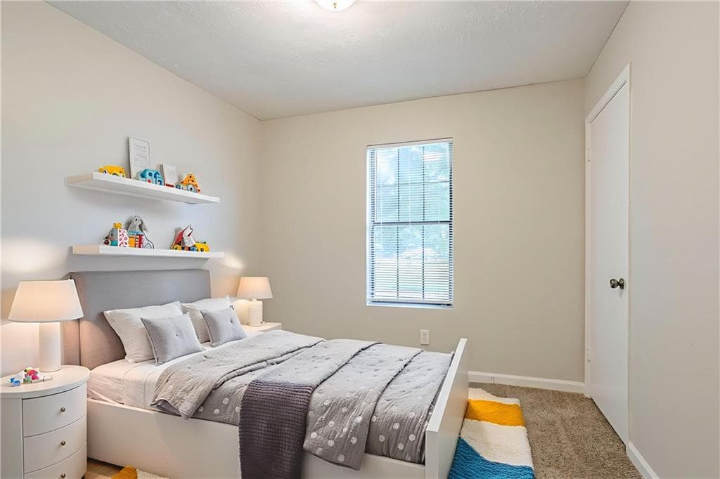 3 bedroom, 2 bathroom, 1,382 sq ft single family residence for sale at 4745 Hairston Crossing Road, Stone Mountain, GA 30083 — photo 5