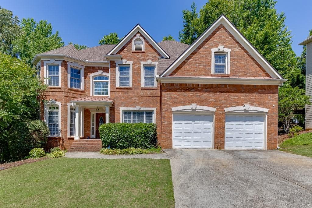 4085 Creekview Ridge Drive, Buford, GA 30518 — most recent listing photo