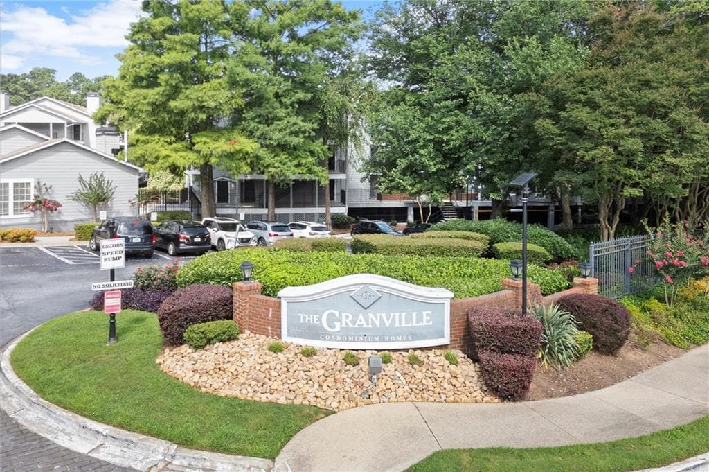 620 Granville Court, Sandy Springs, GA 30328 — most recent listing photo