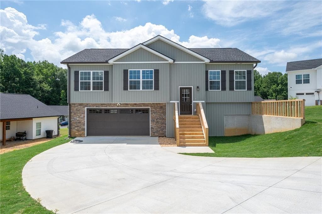 116 Westview Drive, Calhoun, GA 30701 — most recent listing photo