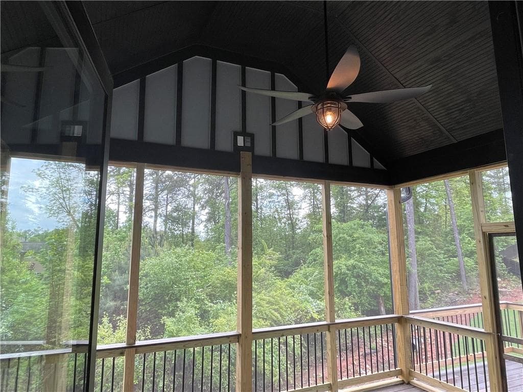 6 bedroom, 5 bathroom, 4,888 sq ft single family residence under contract at 987 Kora Drive, Marietta, GA 30064 — photo 7