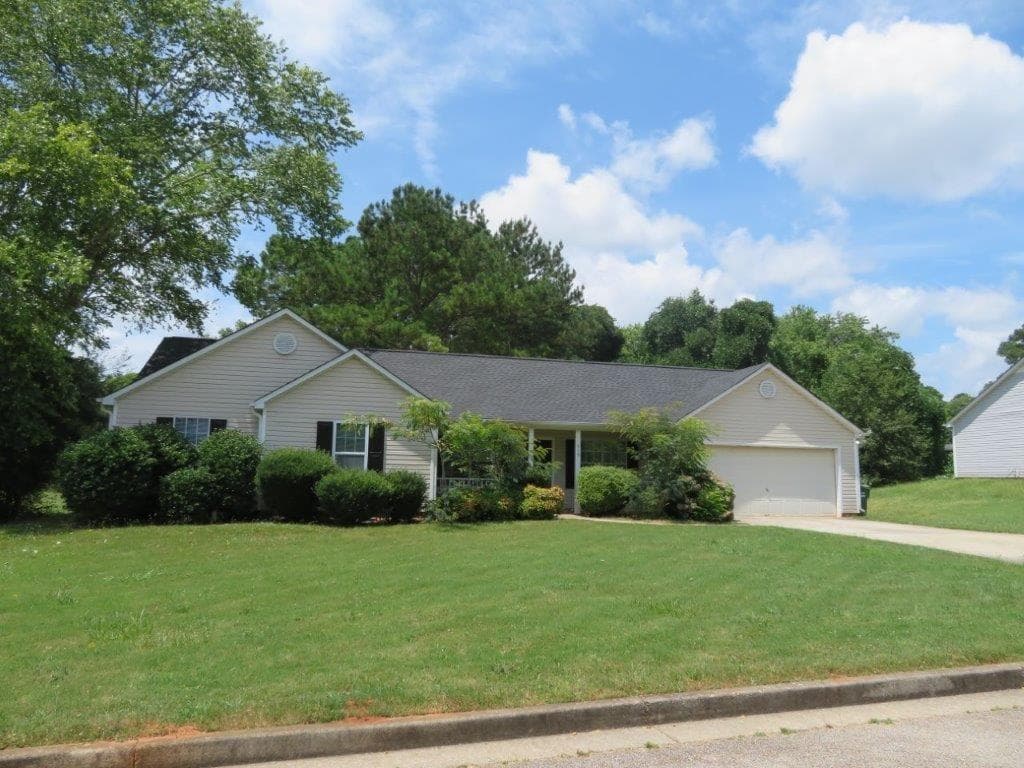 715 Cloverdale Drive, Monroe, GA 30656 — most recent listing photo