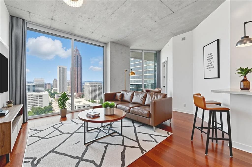 2 bedroom, 2 bathroom, 1,127 sq ft condominium for sale at 400 W Peachtree Street 2713, Atlanta, GA 30308