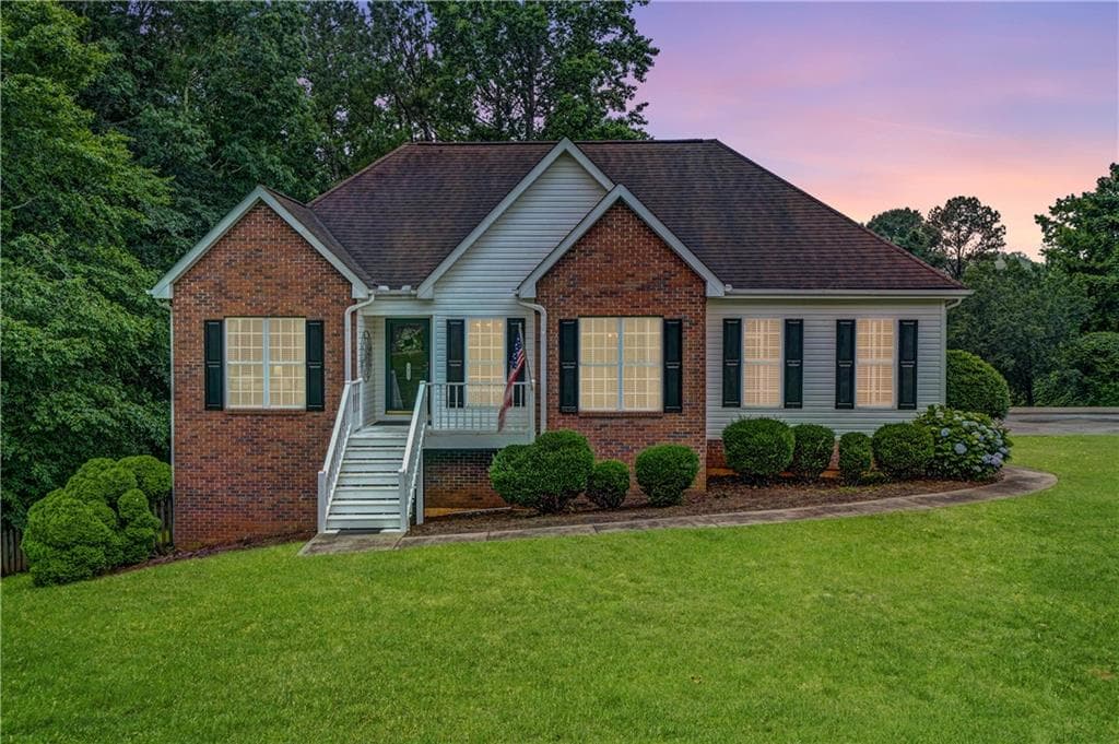 5421 Amherst Way, Flowery Branch, GA 30542 — most recent listing photo