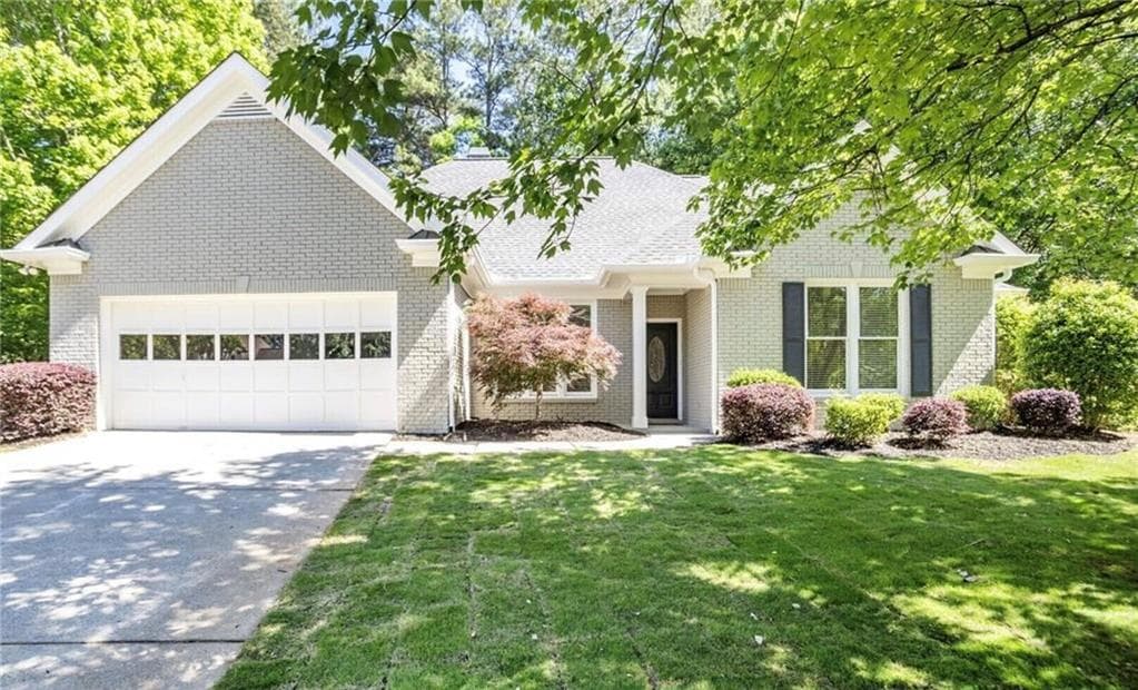 3 bedroom, 2 bathroom, 1,936 sq ft single family residence sold at 1155 Graystone Crossing, Alpharetta, GA 30005
