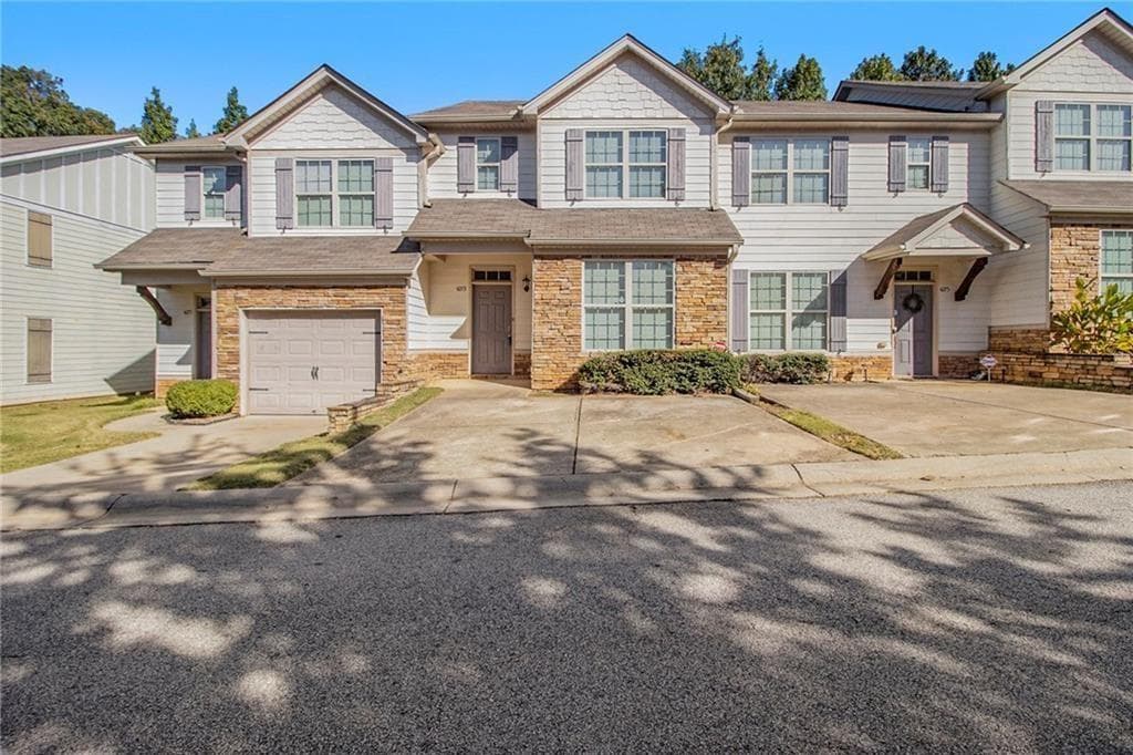 4273 High Park Lane 15, Atlanta, GA 30344 — most recent listing photo