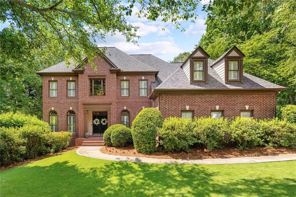 635 Vinings Estates Drive, Smyrna, GA 30126 — most recent listing photo