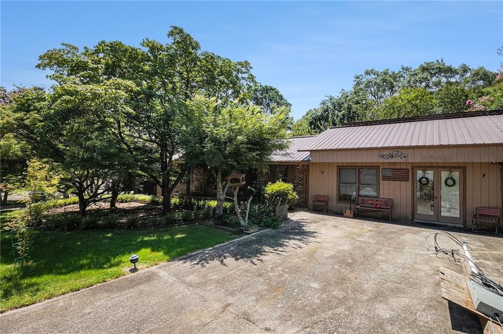 262 Holly Drive, Winder, GA 30680 — most recent listing photo