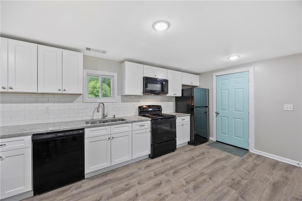 3 bedroom, 2 bathroom, 1,262 sq ft single family residence for sale at 10 Caroline Drive, Stockbridge, GA 30281 — photo 7