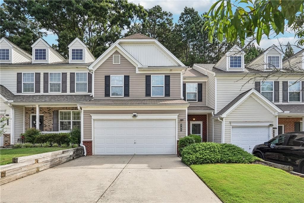 3 bedroom, 3 bathroom, 1,768 sq ft townhouse sold at 545 Windstone Trail, Alpharetta, GA 30004