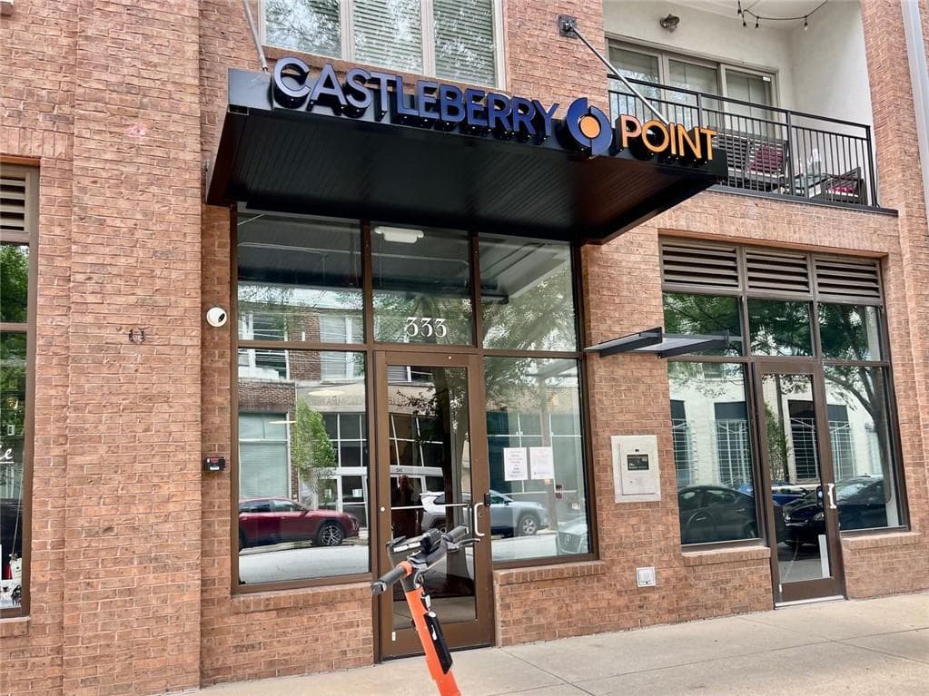 1 bedroom, 1 bathroom, 873 sq ft condominium sold at 333 Nelson Street 336, Atlanta, GA 30313