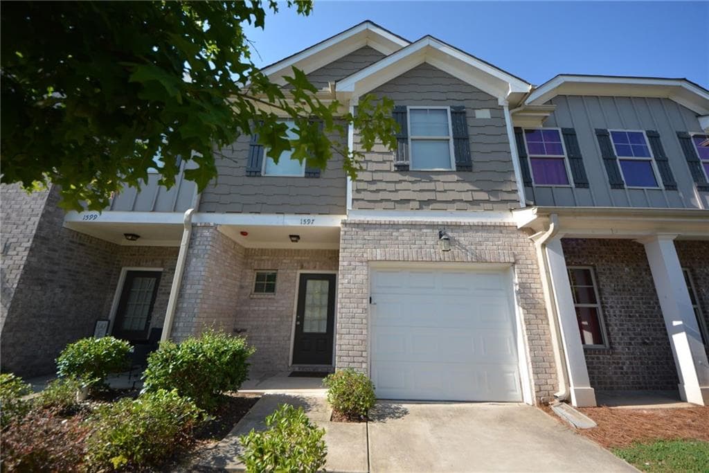 1597 Iris Walk, Jonesboro, GA 30238 — most recent listing photo