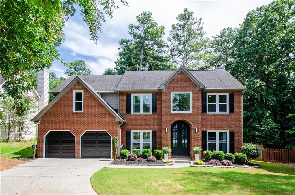 4 bedroom, 3 bathroom, 2,384 sq ft single family residence sold at 1130 Northpoint Trace, Roswell, GA 30076