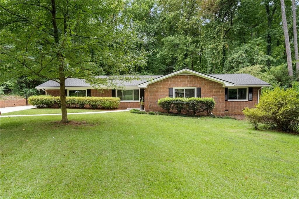3 bedroom, 2 bathroom, 1,905 sq ft single family residence sold at 3355 Embry Circle, Atlanta, GA 30341