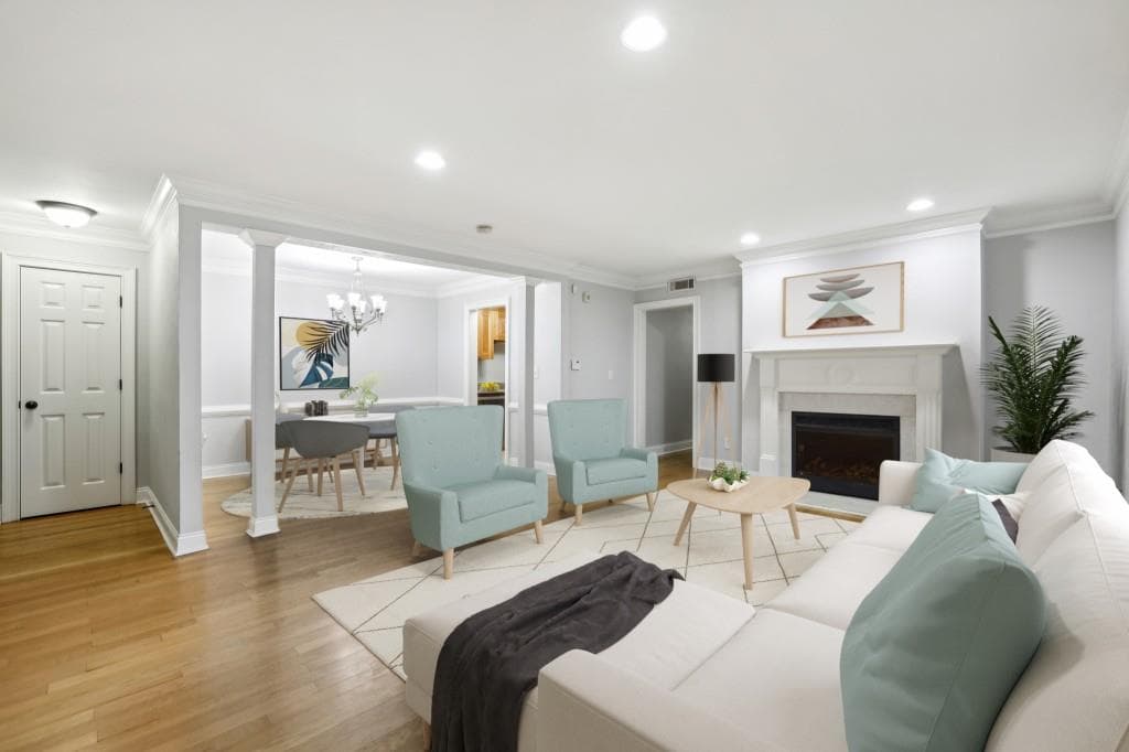 3 bedroom, 2 bathroom, 1,350 sq ft condominium sold at 4430 Tilly Mill 1304, Atlanta, GA 30360