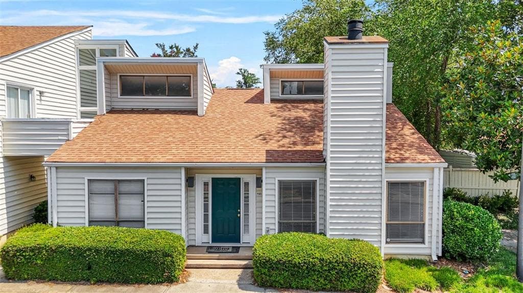 3 bedroom, 2 bathroom, 1,539 sq ft condominium sold at 645 SERRAMONTE Drive, Marietta, GA 30068