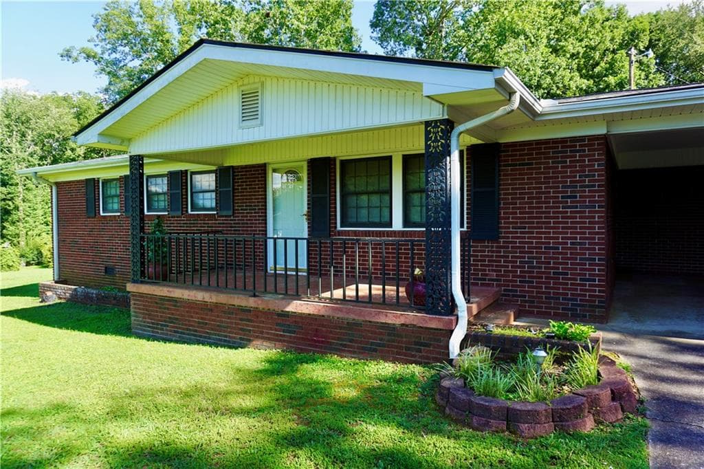 4504 Wahoo Drive, Gainesville, GA 30506 — most recent listing photo