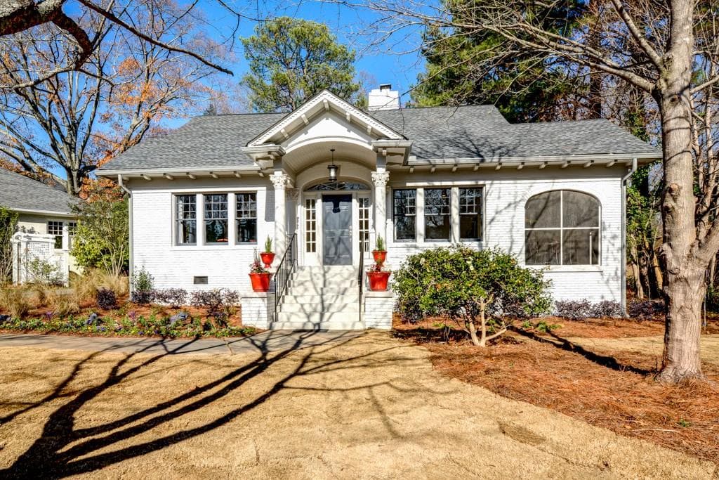 3 bedroom, 1,780 sq ft single family residence sold at 1648 Ridgewood Drive, Atlanta, GA 30307