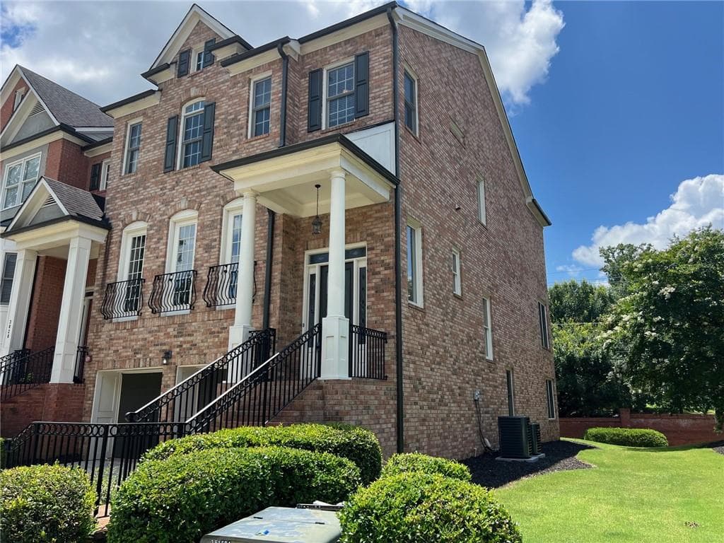 3018 Montclair Circle 57, Smyrna, GA 30080 — most recent listing photo