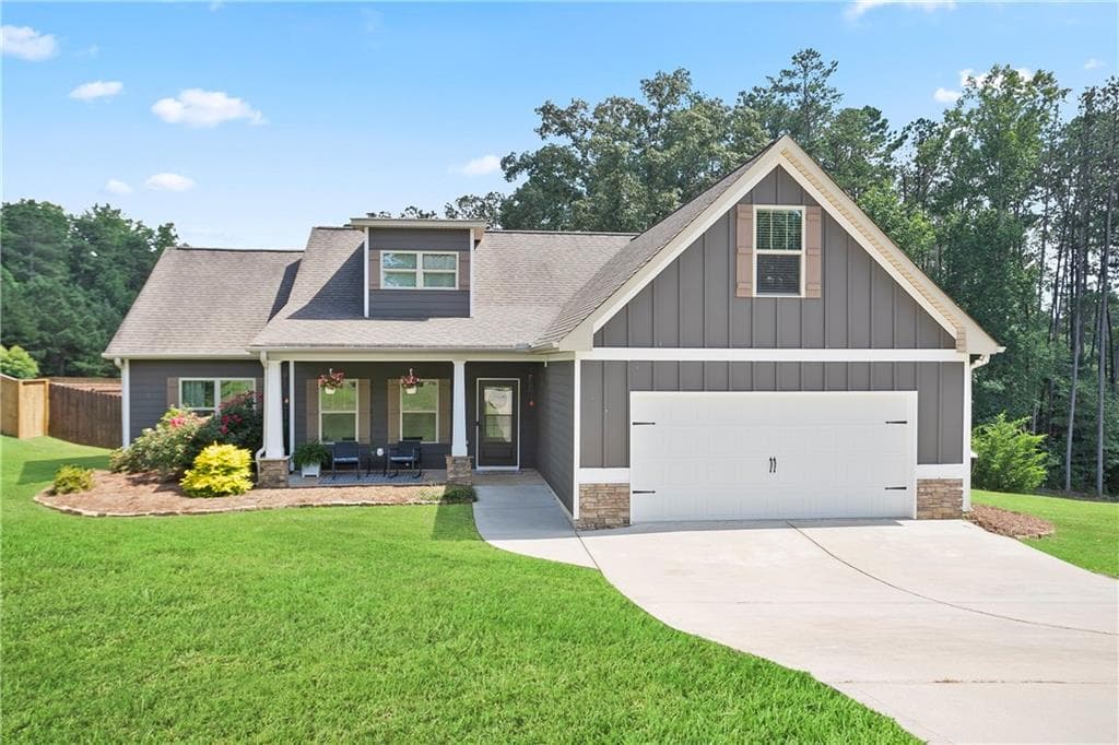 4 bedroom, 2 bathroom, 1,810 sq ft single family residence sold at 184 Henderson Ridge Drive, Dallas, GA 30157
