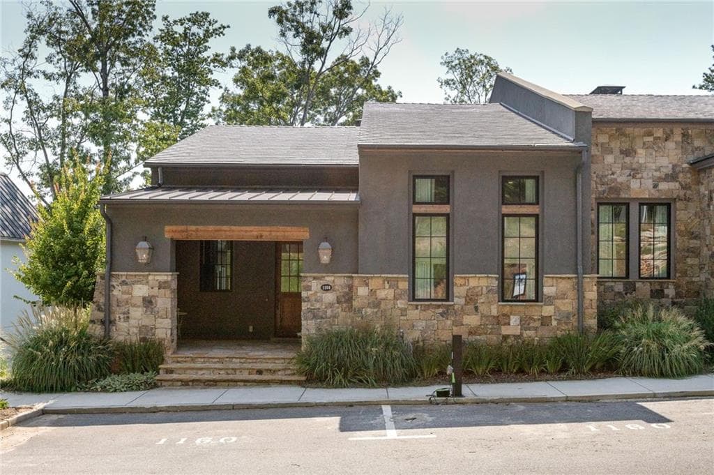 1160 Lupo Loop, Chattahoochee Hills, GA 30268 — most recent listing photo