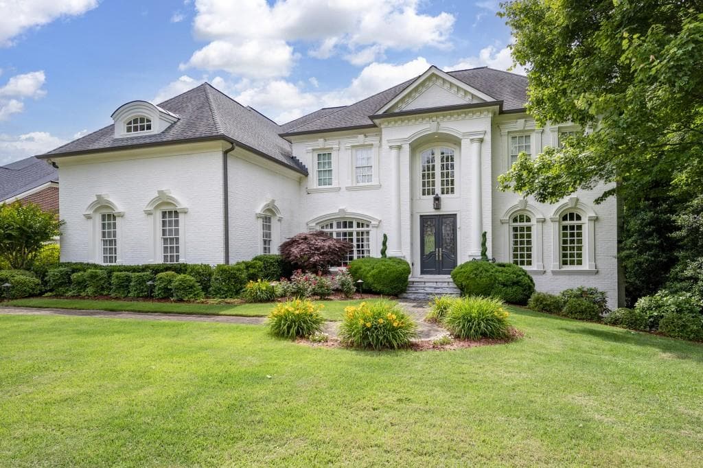 948 Saint Lyonn Courts, Marietta, GA 30068 — most recent listing photo