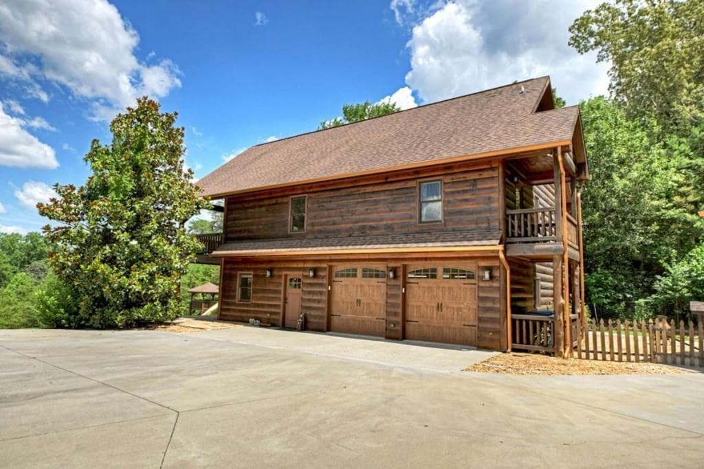 4 bedroom, 4 bathroom, 3,712 sq ft single family residence under contract at 11370 Morganton Highway, Morganton, GA 30560 — photo 7