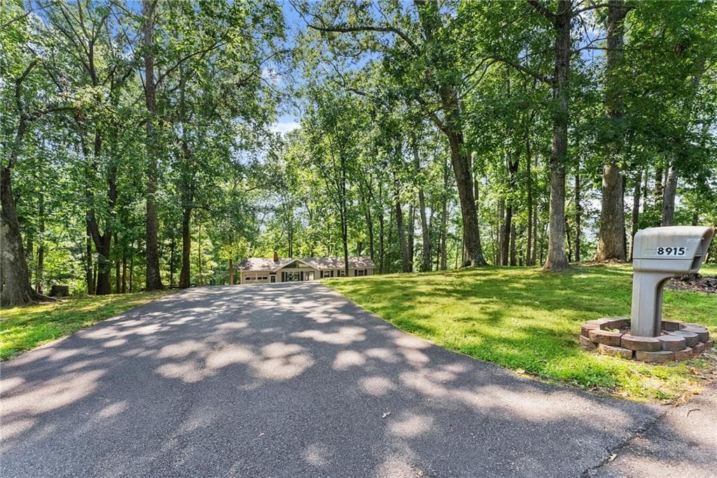 8915 Bridgeview Circle, Gainesville, GA 30506 — most recent listing photo