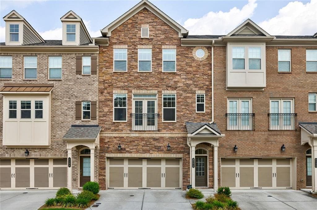 4104 Townsend Lane, Dunwoody, GA 30346 — most recent listing photo