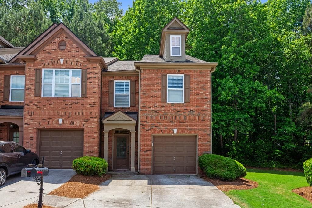 3 bedroom, 3 bathroom, 1,818 sq ft townhouse sold at 3375 Marla Boulevard, Peachtree Corners, GA 30092