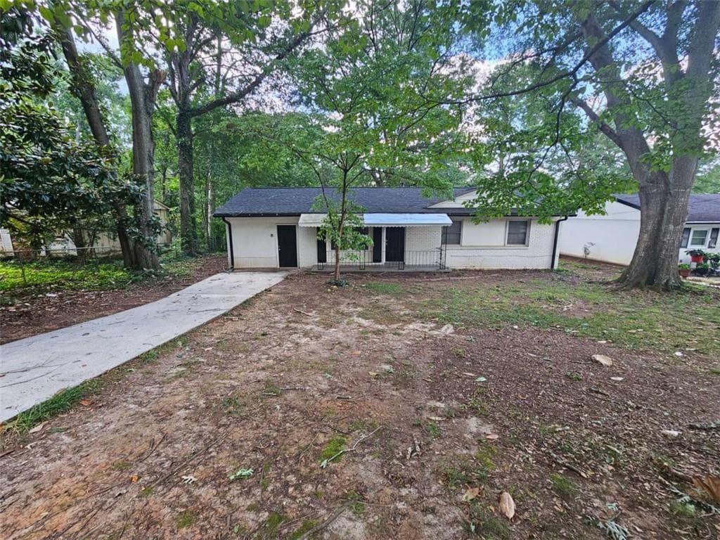 3 bedroom, 2 bathroom, 1,329 sq ft single family residence under contract at 1711 Rock Cut Road, Conley, GA 30288