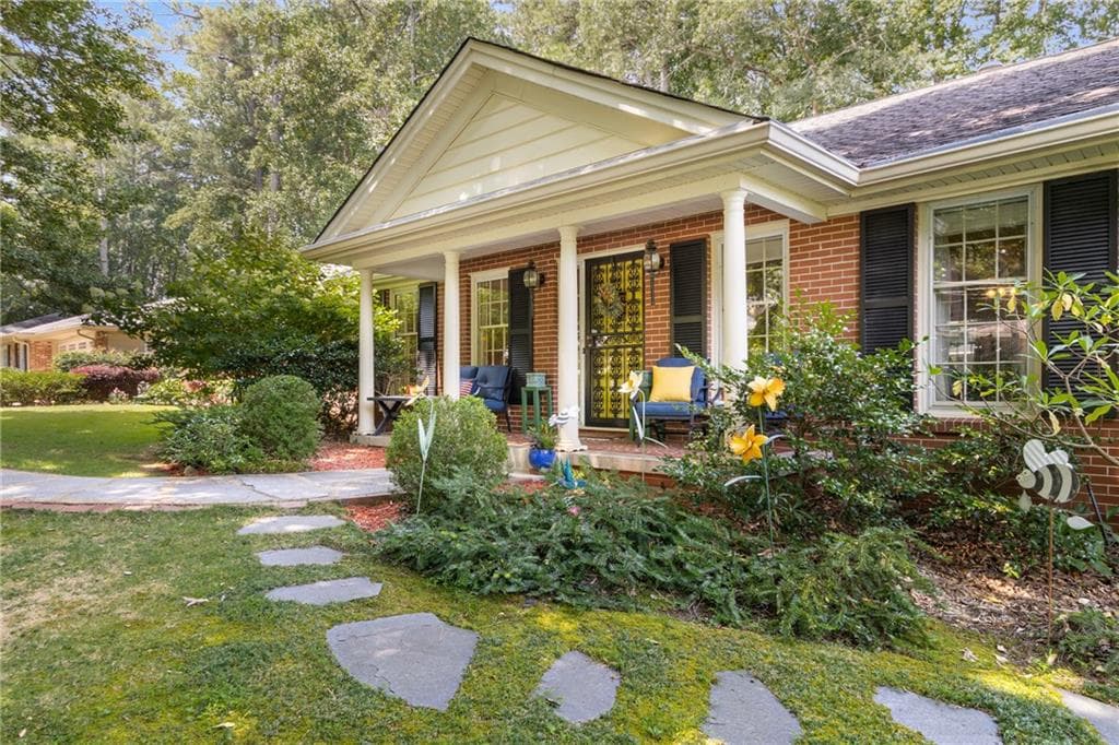 1440 Vista Leaf Drive, Decatur, GA 30033 — most recent listing photo