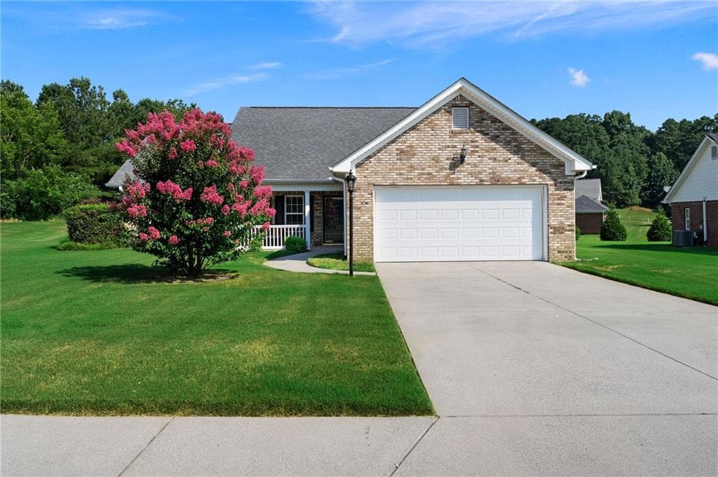 303 Hillside Drive, Calhoun, GA 30701 — most recent listing photo