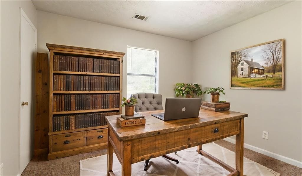 3 bedroom, 2 bathroom, 1,630 sq ft single family residence for sale at 3830 Chimney Stone Court, Ellenwood, GA 30294 — photo 5